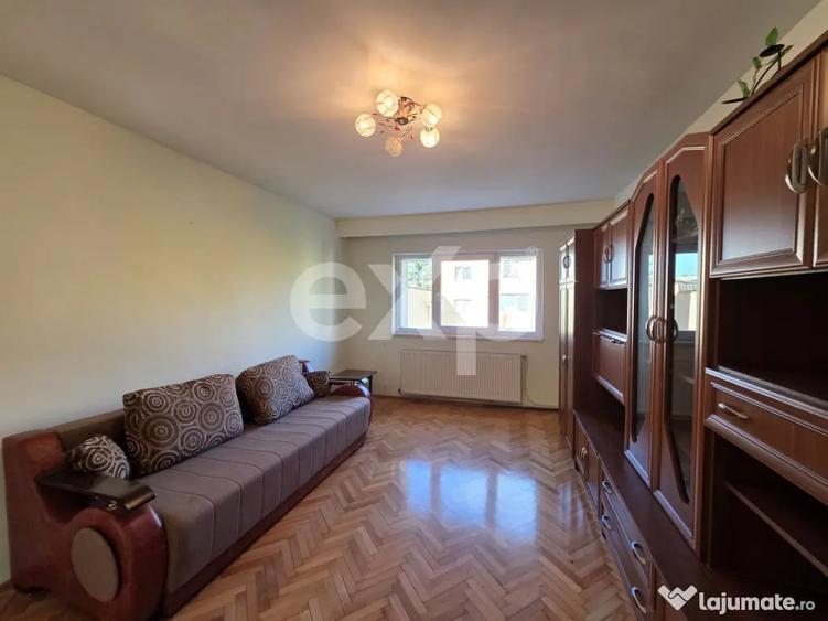 Apartament cu 2 camere decomandat în Zorilor