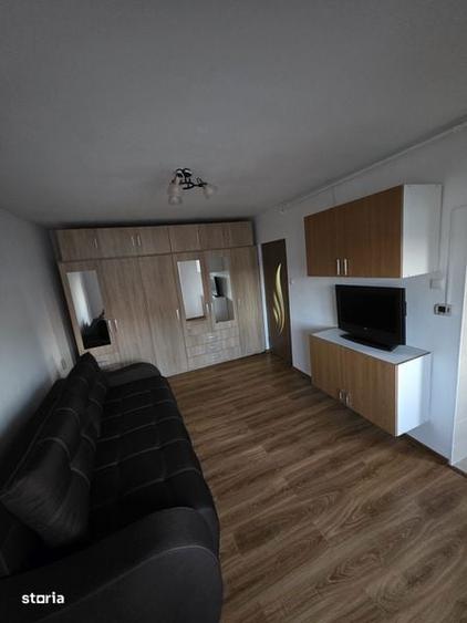 Inchiriez garsoniera - 3
