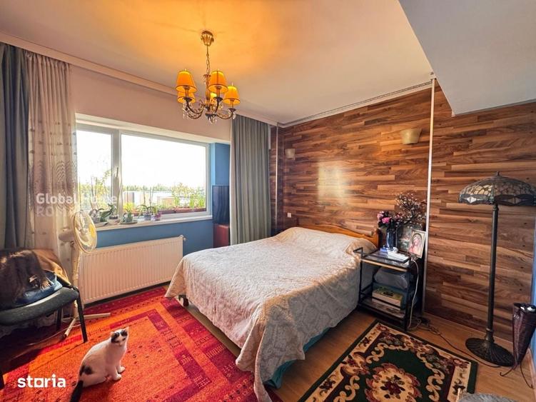 Apartament cu 3 camere semidecomandat în Ostratu