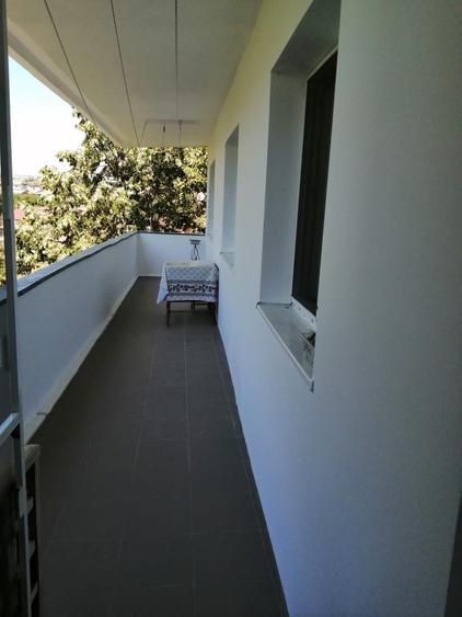 Inchiriere ap decomandat 3 camere Nicolina 2 - 2