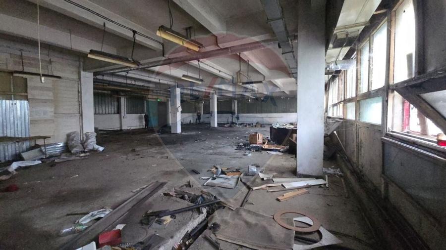 DE INCHIRIAT Spațiu comercial de 900mp în zona Nord-Est - 7