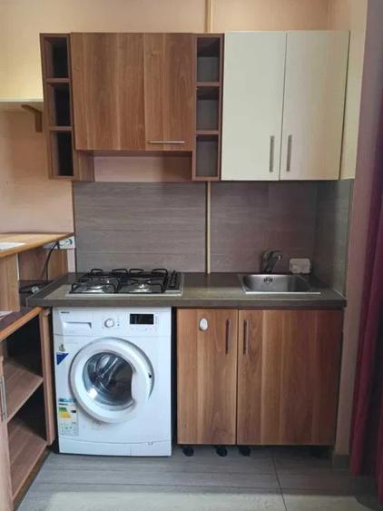 Garsoniera, 22mp, etaj intermediar - 2