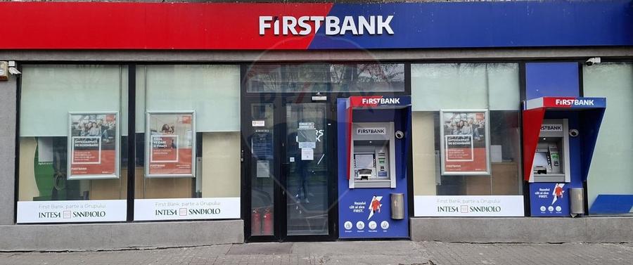 Spatiu comercial 112 mp de inchiriat in Podgoria, Bld. Revolutiei - 1