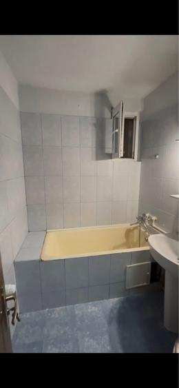 Apartament 2 camere,Etaj 1/4, Calea Bucuresti-Institut - 1