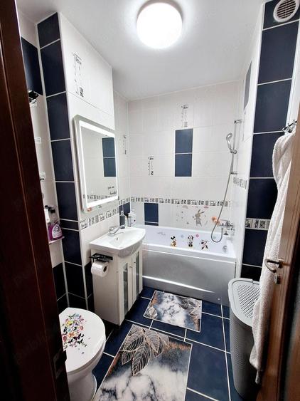 Vand apartament 3 camere decomandat - 9