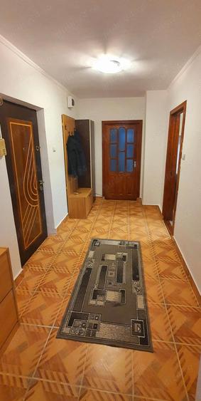 Inchiriez apartament cu 2 camere decomandat Termen lung - 2
