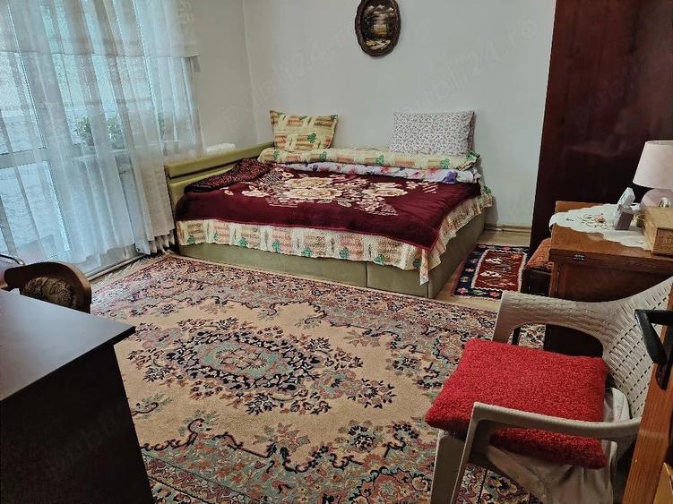 Apartament cu 2 camere decomandat în Precista