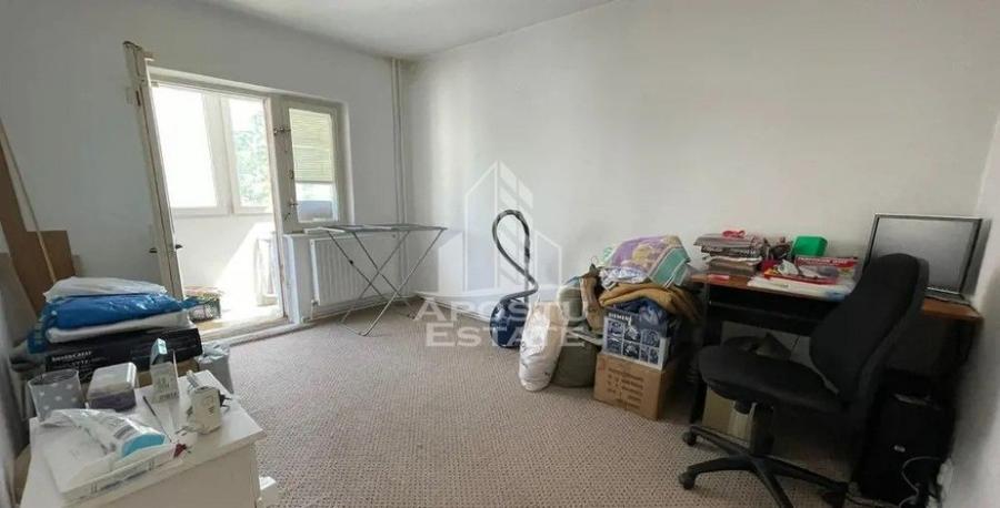 Apartament cu 3 camere, 2 bai, 2 balcoane, etaj intermedi... - 1