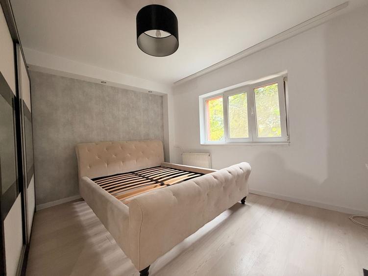 Apartament cu 2 camere decomandat, mobilat în 13 Septembrie