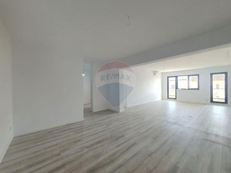 Apartament cu 2 camere de v&acirc;nzare &icirc;n bloc nou zona Mioritei - 4