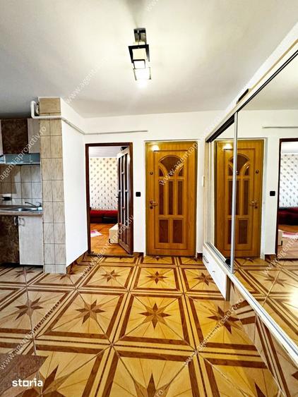 Apartament cu 2 camere decomandat, situat in cartierul Mazepa 2. - 4