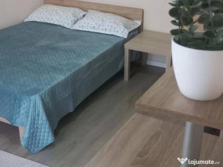 Inchiriez garsoniera - 1