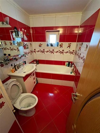 Apartament 3 camere , zona Liceul Pedagogic, etaj 3, mobilat si utilat - 8