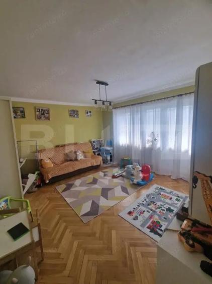 Apartament decomandat 3 camere, mobilat, etaj 3 Sagului - 7