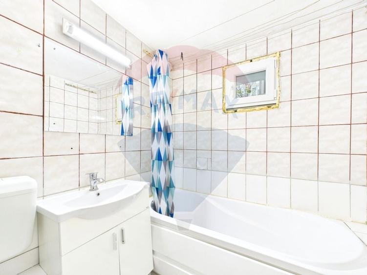 Apartament cu 4 camere de vanzare in zona Rahova - 8