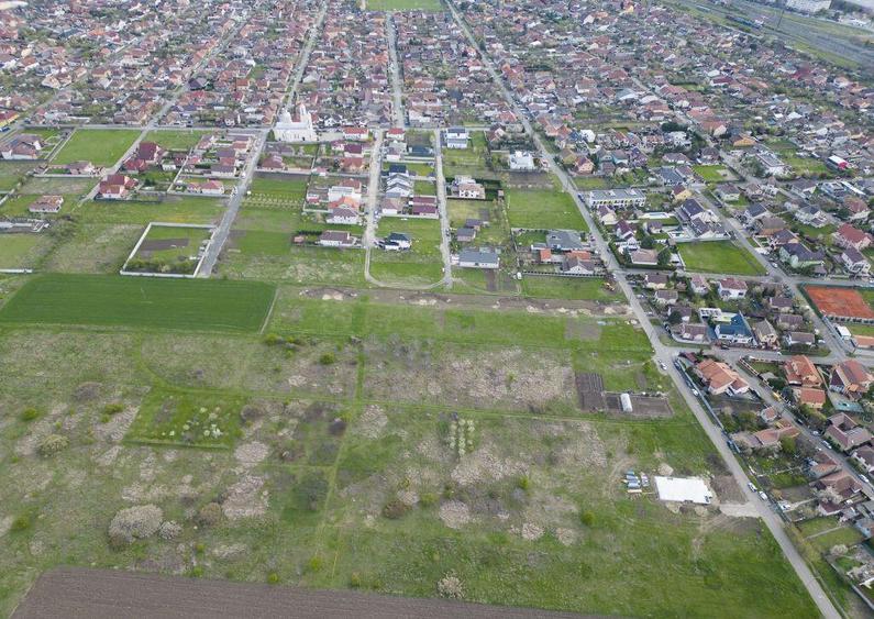 Teren intravilan in cartier nou zona Gradi?te - 1