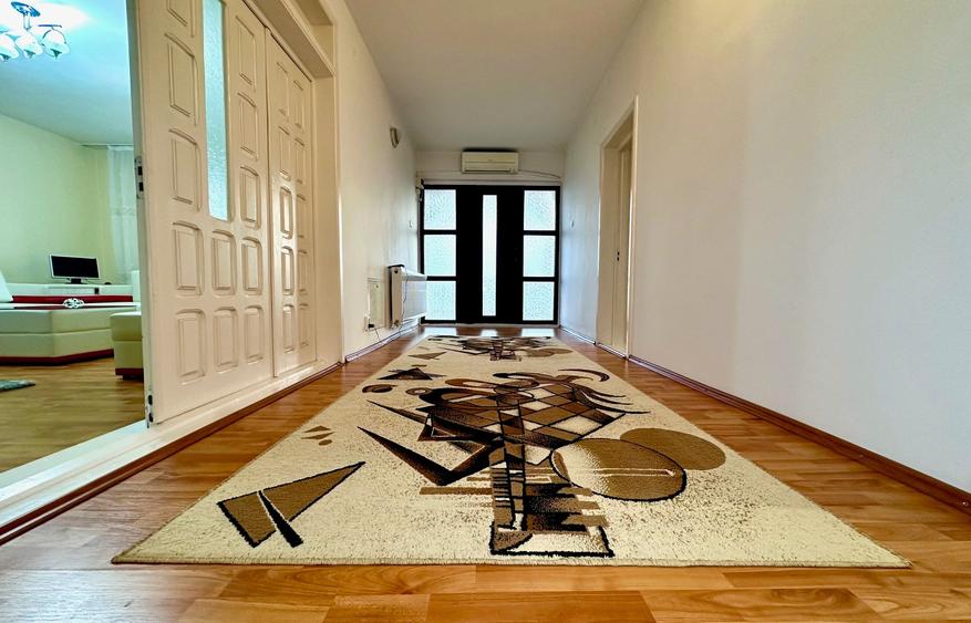 Casă spațioasă  (6 camere) + teren 1382mp + garaj si foisor - 3