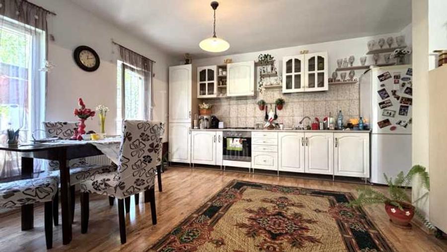 Casa 4 camere de vanzare in Floresti - 3