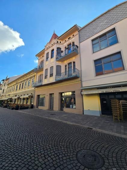 Bijuterie Art Nouveau in inima Oradiei - apartament ultracentral pe Str. Vasile - 5