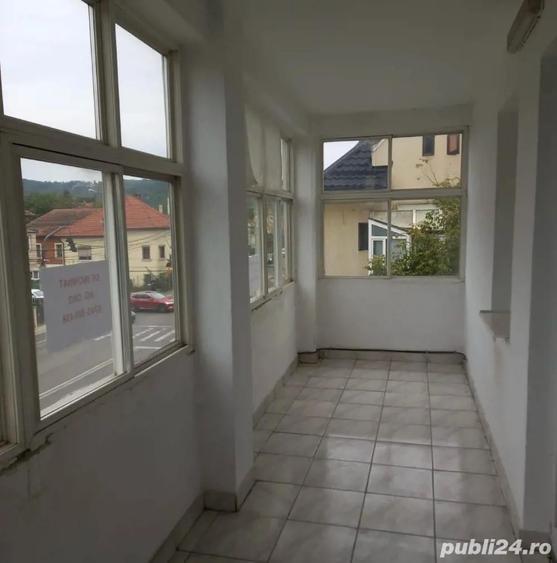 Comisin 0 % - Oferim spre inchirie ap 3 camere pe str. Garibaldi - 5