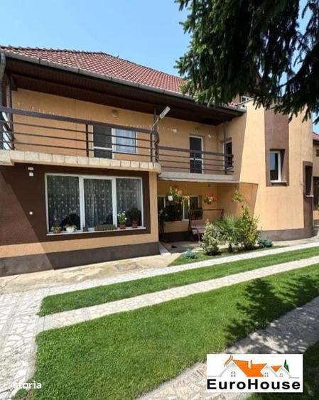 Casă cu 4 camere în Central