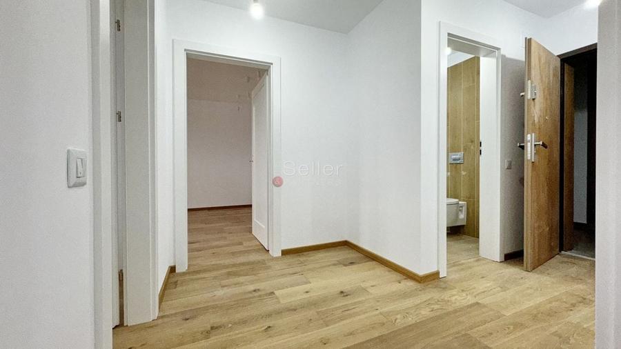 Complex Urban Plaza - 8