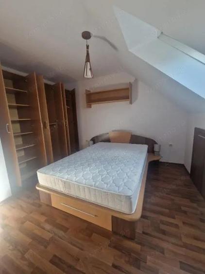 Apartament de vanzare 2 camere decomandat Et 4 Zona Centrala Rm Valcea - 1
