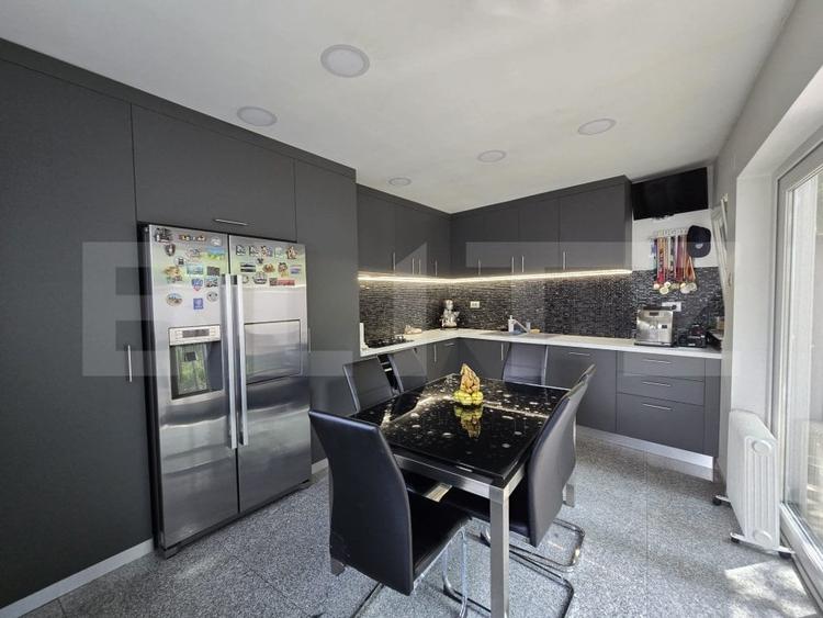 Casa solida, individuala si elegant amenajata la vanzare in Cartieru Iris - 19