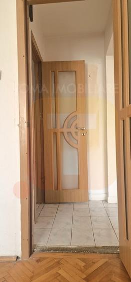 Apartament 3 camere de vânzare, etaj 2 din 4, Aleea Tiparului - 17