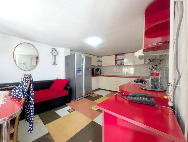 Casa cu teren - multiple destinatii  -zona Parcul Salca - 9