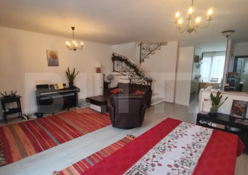 Casa cu 4 camere, instalatie fotovoltaica, acces restriction - 3