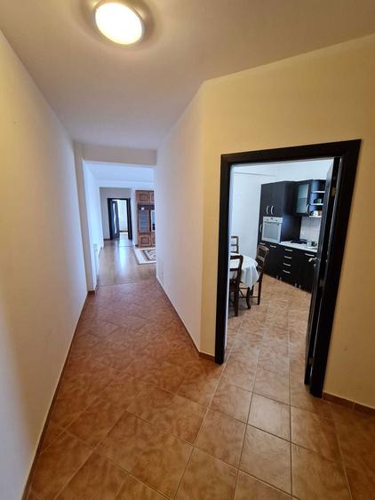 Inchiriez apartament 2 camere - 5