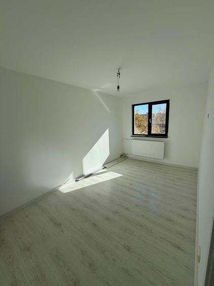 Drumul Taberei, zona Plaza Mall, str Aleea Valea Florilor - 8