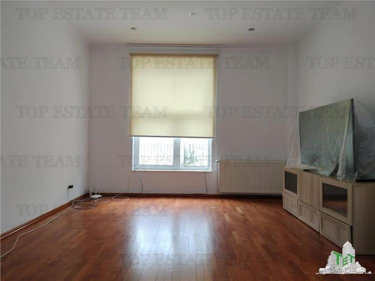 Casa de vanzare pe Erou Iancu Nicolae cu piscina - 6