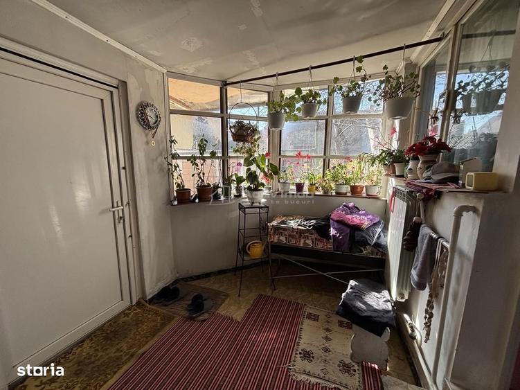 Casa central singur in curte - 150 mp util - 411 mp curte - 7