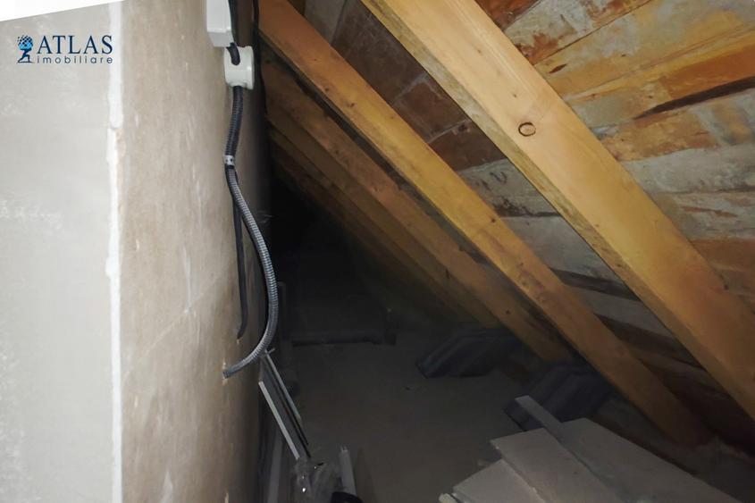 Garsonieră deosebita la mansarda, 34 mp, terasa, parcare, panorama Piatra Mare - 8