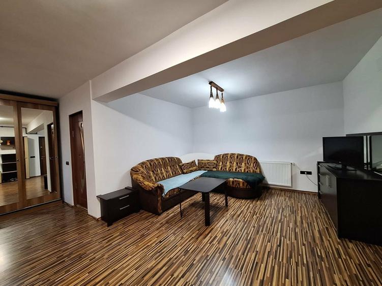 Apartament cu 2 camere decomandat în Florești