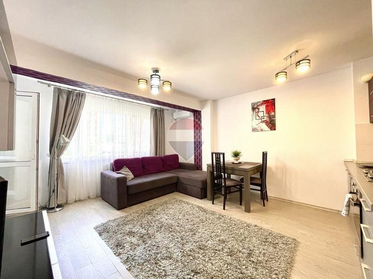Apartament cu 2 camere decomandat, mobilat în Central
