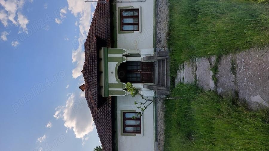 Casă cu 5 camere în Polovragi