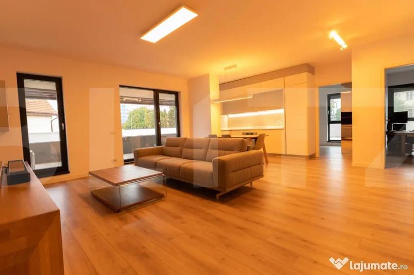 Apartament cu 3 camere semidecomandat, mobilat în Take Ionescu