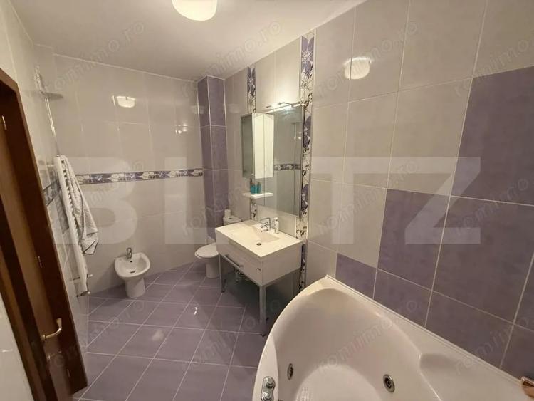 Apartament cu 3 camere, mobilat în Central