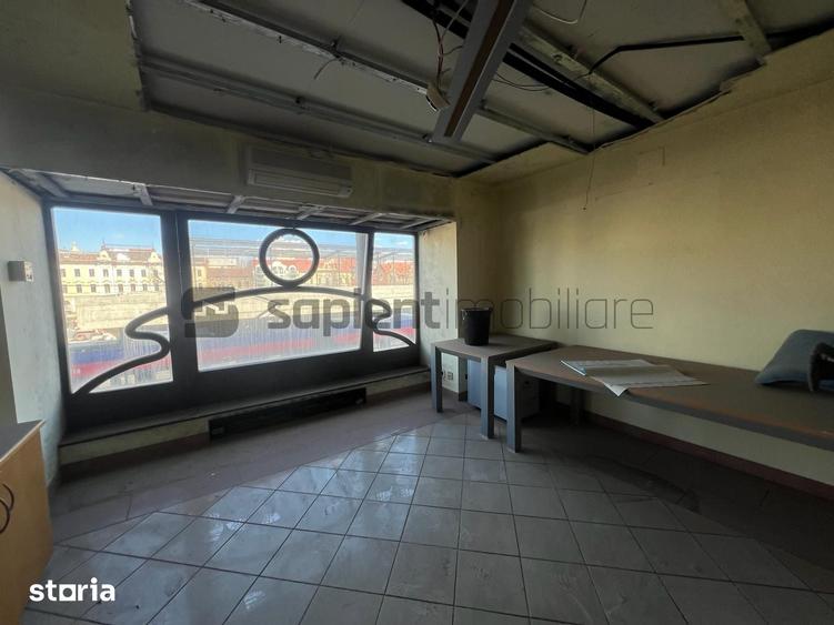Spațiu comercial, de 456.3 mp, în Central