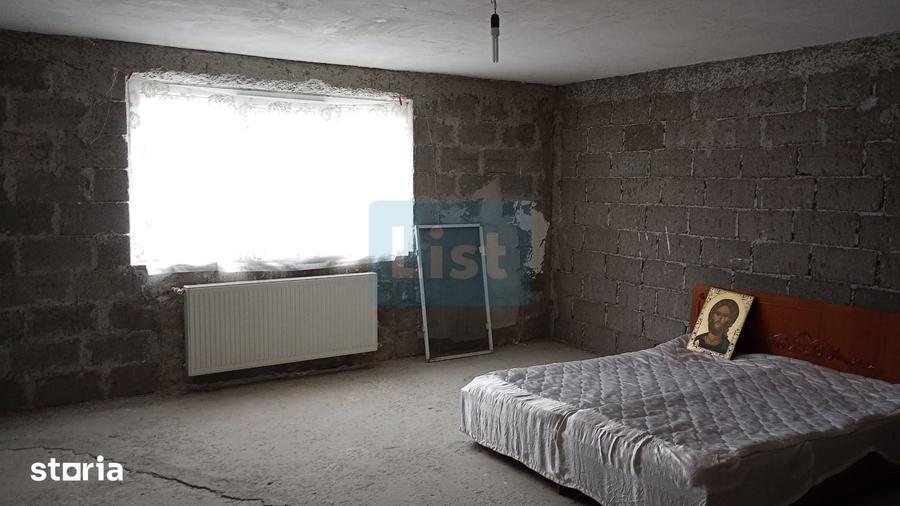 Casă cu 4 camere decomandat cu Teren 500 Mp în Șendreni