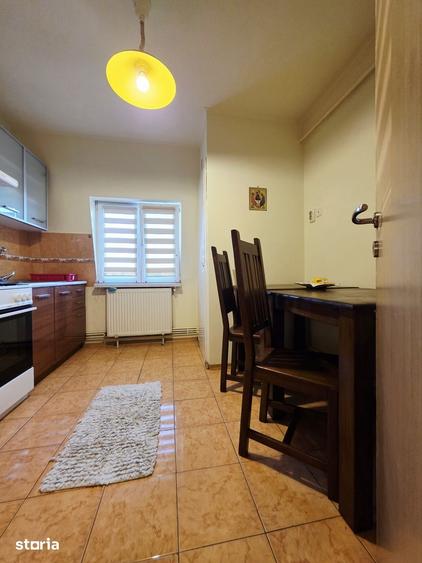 Apartament cu 4 camere în Nicolina