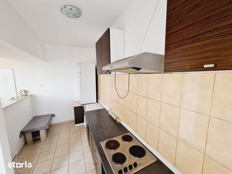 Apartament cu 2 camere decomandat în Bularga