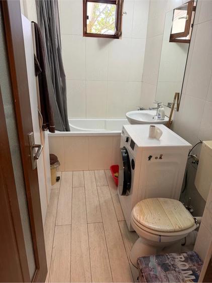 Apartament cu 3 camere semidecomandat în Gheorgheni
