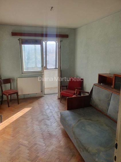 Vand apartament 3 camere Suceava zona Marasesti