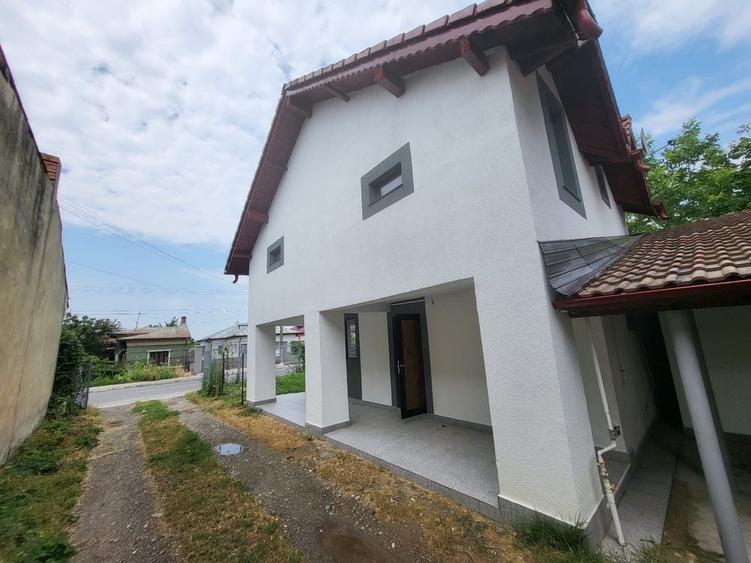 Casă cu 4 camere în Ultracentral