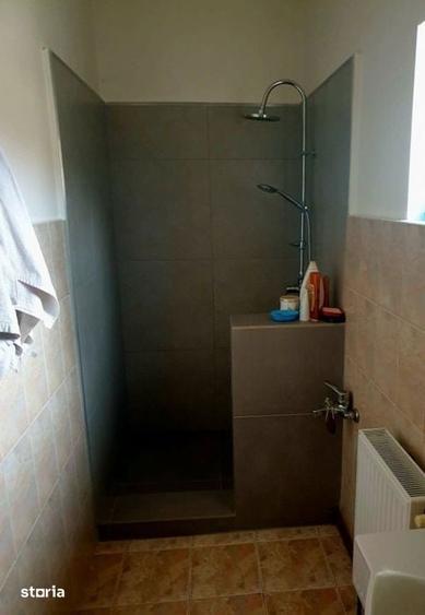 Casă cu 3 camere cu Teren 800 Mp în Central