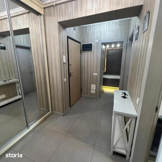 Apartament cu 2 camere, mobilat în Regie